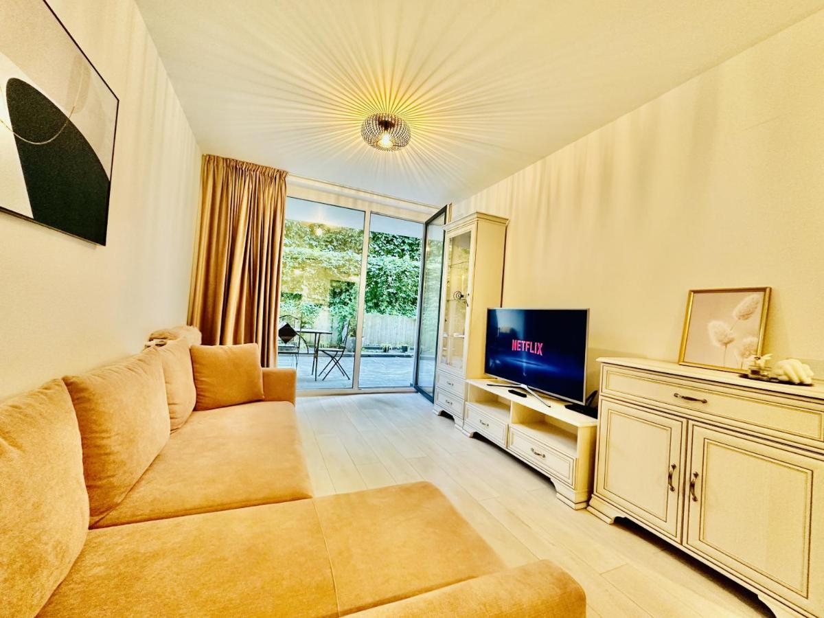 Palfi Apartment With Garden & Parking Клуж-Напока Экстерьер фото
